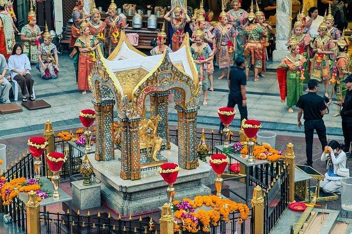 バンコク神聖なる祝福の聖地ウォーキングツアー