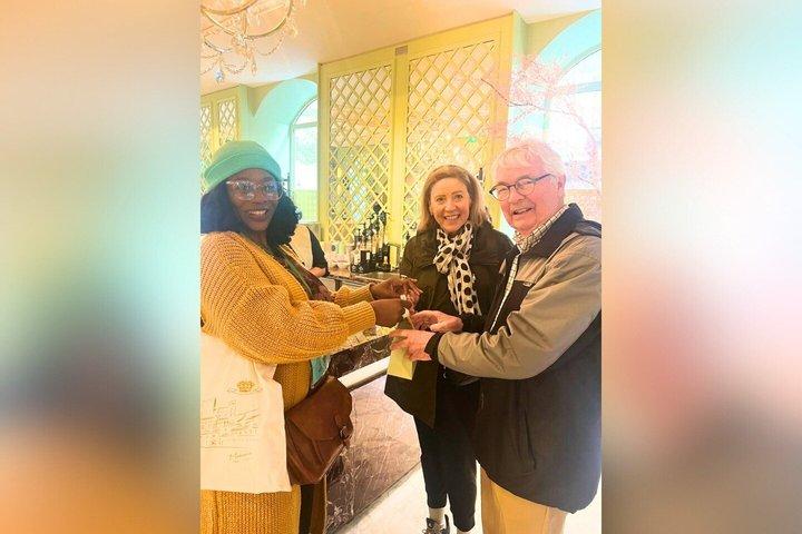 Tour naar de Champs Élysées met toegang tot de Arc de Triomphe of Louis Vuitton