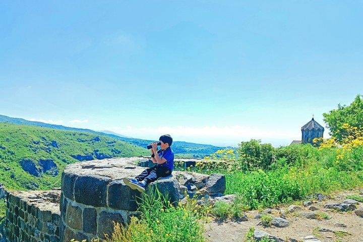 Visite privée à Aragats-Lac Kari - Monument de l'alphabet arménien - Forteresse d'Amberd