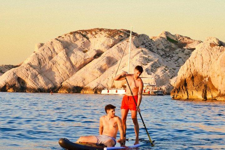マルセイユ・フリウル島：カタマランで楽しむサンセットとアペリティフ