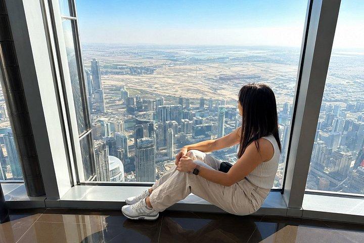 アット・ザ・トップ・ブルジュ・ハリファのチケット付きドバイ市内一日ツアー