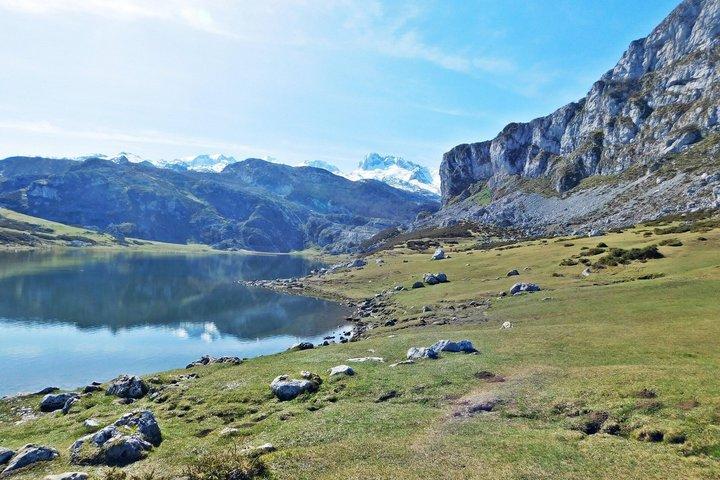 Excursion to the Lakes of Covadonga Cangas de Onís Small Group