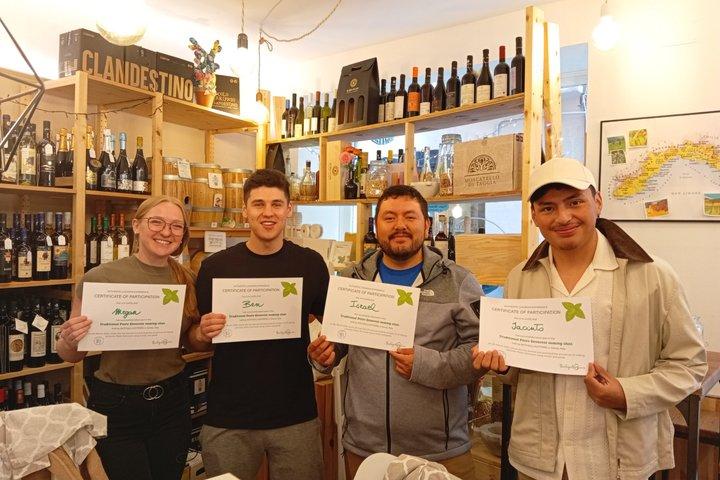 ジェノヴァ・ペストレッスン（モルタル、パスタテイスティング、地元ワイン付き）
