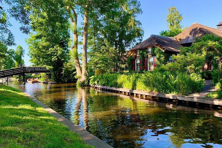 Excursion privée à Giethoorn depuis Amsterdam en voiture de luxe
