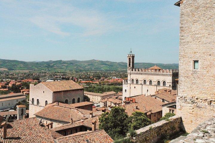 Gubbio: Guided tour to travel in the Medieval Past