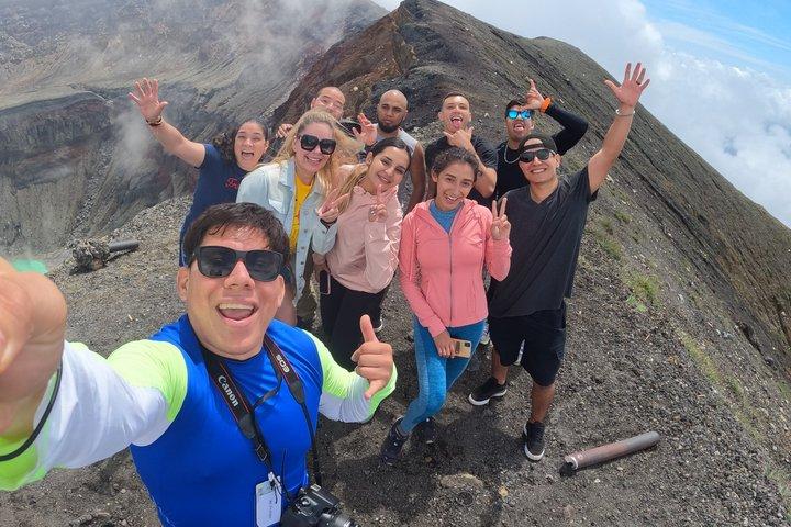 El Salvador : Santa Ana Volcano Guided Hike
