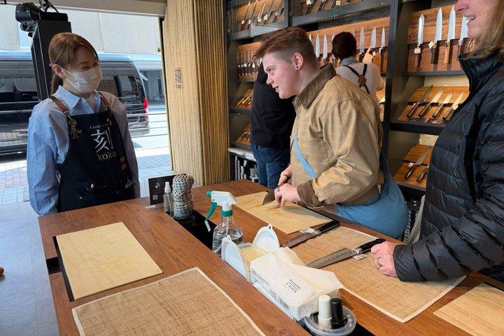 Tokio : Tour gastronómico de Nihonbashi con un anfitrión trilingüe Japonés