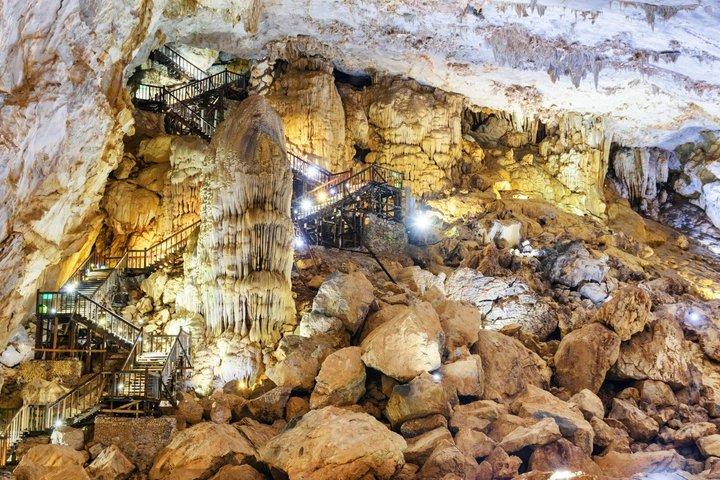 Paradise Cave e Dark Cave Zipline Aventura