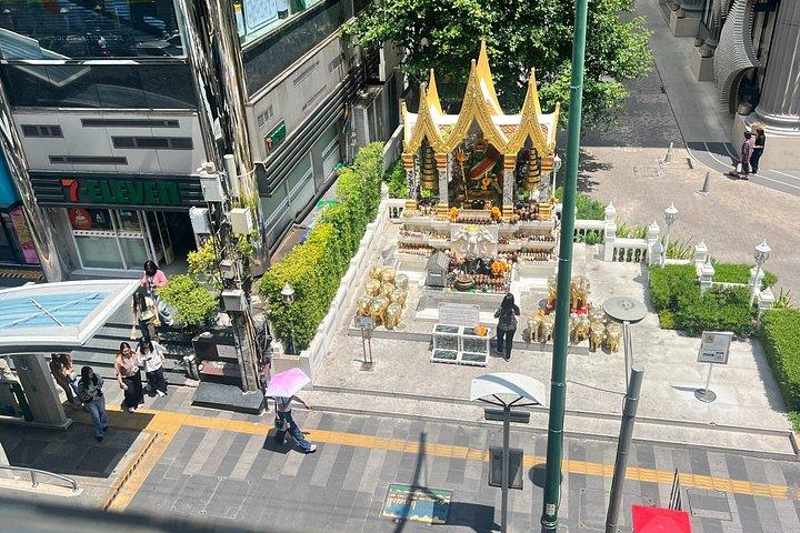 バンコク神聖なる祝福の聖地ウォーキングツアー