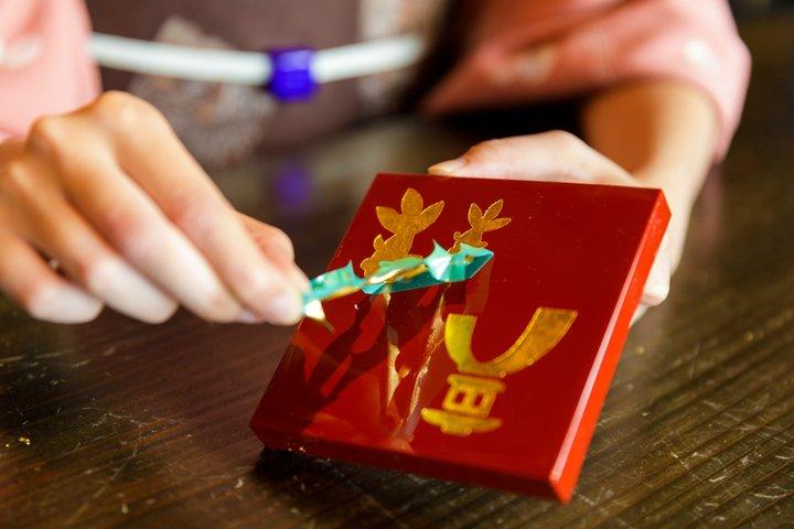 Atelier d'artisanat de feuilles d'or de Kanazawa dans le district de Higashi Chaya