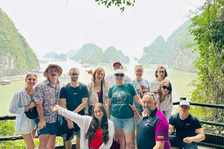 5 - Star Ha Long Bay Day Cruise : Jacuzzi, Kayak & Merveilles panoramiques