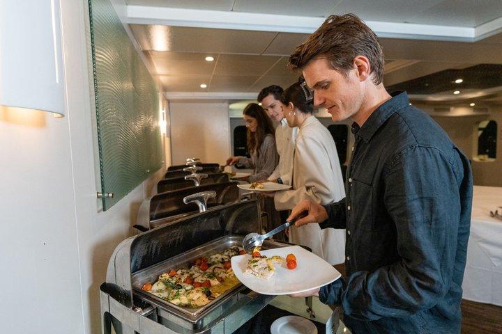Déjeuner-croisière buffet touristique sur le port de Sydney