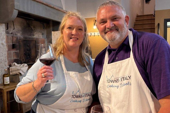 Florence Cooking Class: Lasagna, Tiramisu & Market or Pasta Class