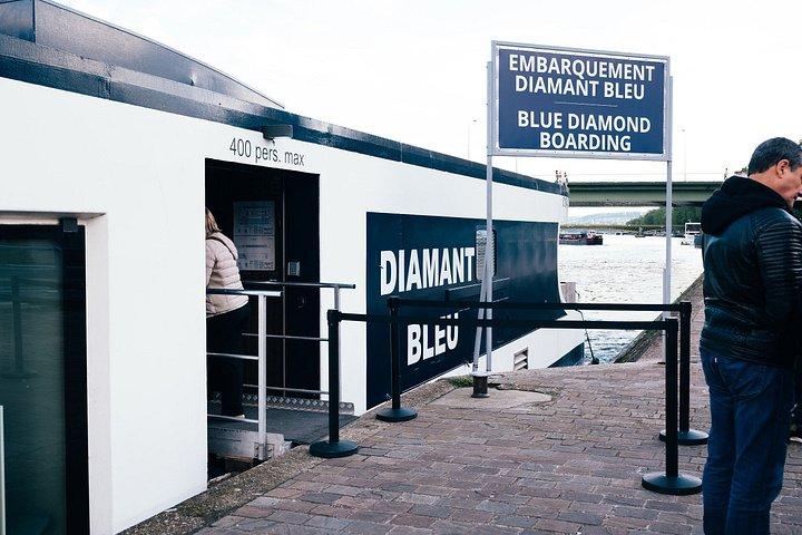 Paris Gourmet Dinner Seine Flusskreuzfahrt mit Sänger und DJ Set