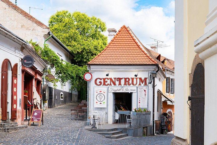 ブダペスト発ドナウベンド : Szentendre, Visegrad & Esztergom