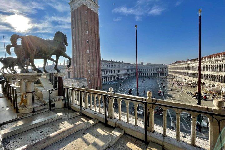 Guidede tur i Markusbasilikaen med terrasse og museum