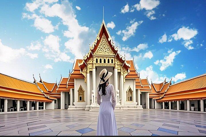 ワット・アルン、ワット・パークナムの3大寺院群（ランチ付き）