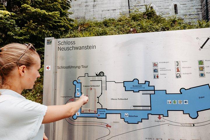 ミュンヘン発プレミアムノイシュヴァンシュタイン城とリンダーホーフVIPツアー