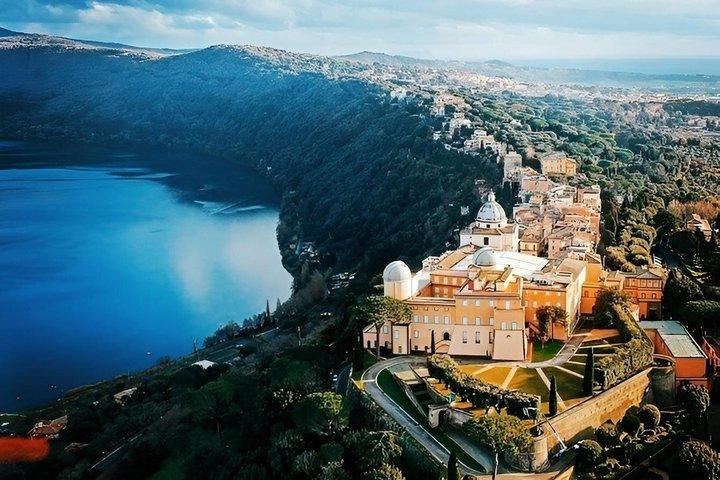 Castel Gandolf, residenza estiva del Papa e giardini con Aperitivo