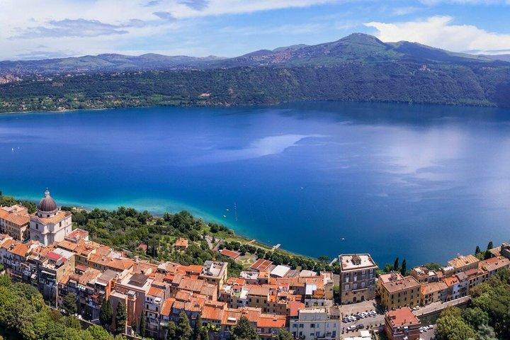 Castel Gandolf, residenza estiva del Papa e giardini con Aperitivo