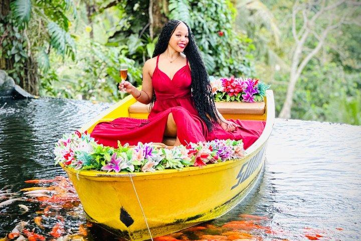 Koi Photo Boat Bali Swing Monkey Forest e Tegenungan Waterfall