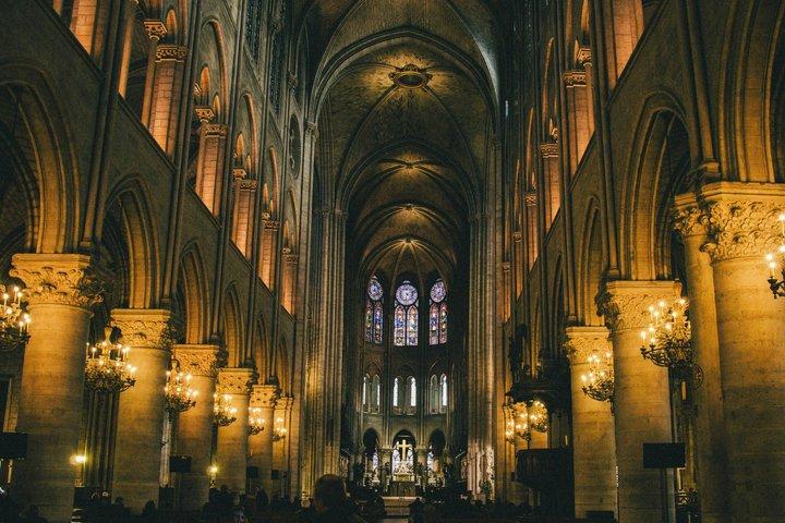 Notre-Dame Paris: Guidad tur med reserverad tillgång