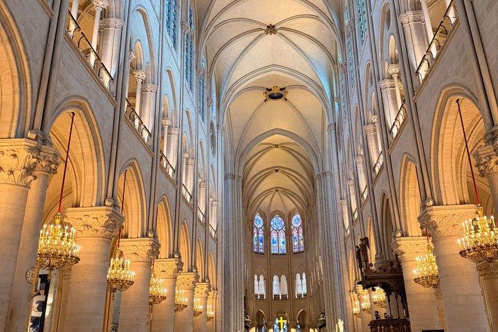 Notre-Dame Paris: Guidad tur med reserverad tillgång