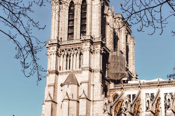 Notre-Dame Paris: Guidad tur med reserverad tillgång
