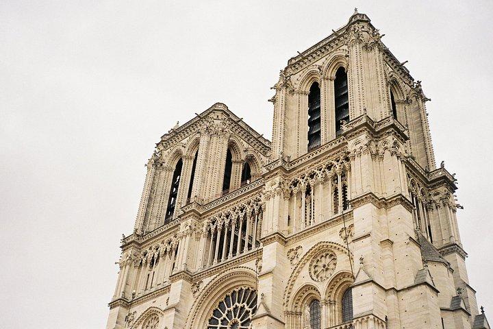 Notre-Dame Paris: Guidad tur med reserverad tillgång