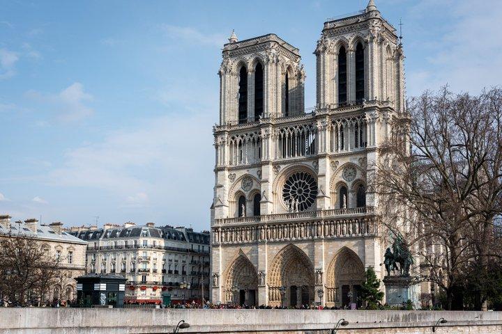 Notre-Dame Paris: Guidad tur med reserverad tillgång