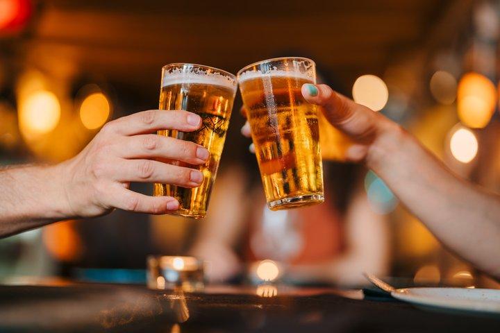 マルベージャ・フードツアー: 地元の人とのタパス、飲み物、歓喜
