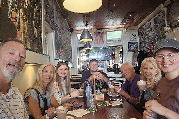アムステルダムのレッドライト地区とコーヒーショップ散策ツアー