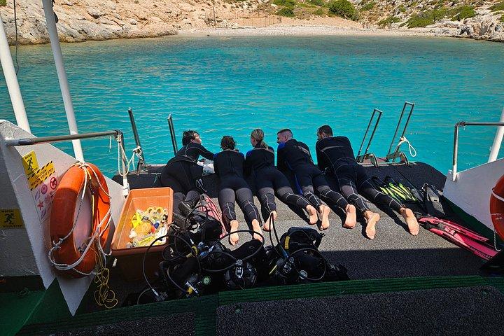 ギリシャのコス島でダイビングボートで半日シュノーケリング体験