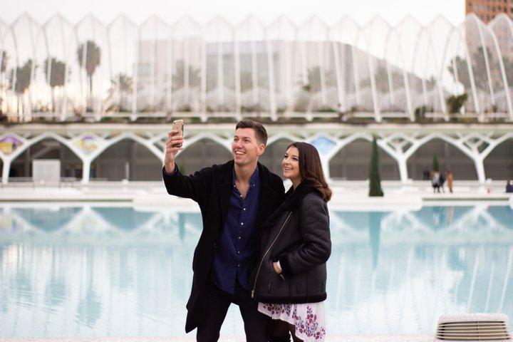 Tour a la Ciudad de las Artes y las Ciencias con degustación privada de vinos y cervezas