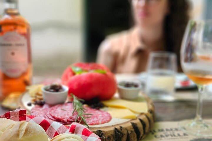 Winery and Wine Tasting Tour