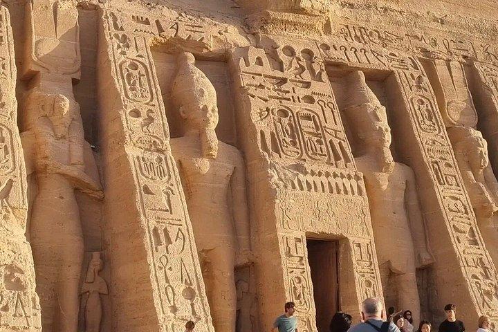 Private Abu Simbel Tour from Aswan UNESCO Temples w/ Egyptologist