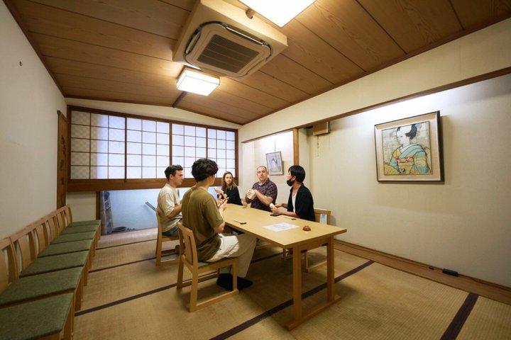 Tokio : Tour gastronómico de Nihonbashi con un anfitrión trilingüe Japonés