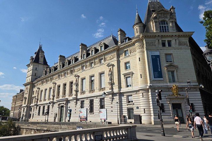 フランス革命をテーマにしたパリのプライベートツアー