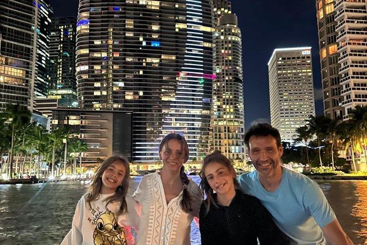 Private Bootsfahrt bei Nacht/Sonnenuntergang in Miami