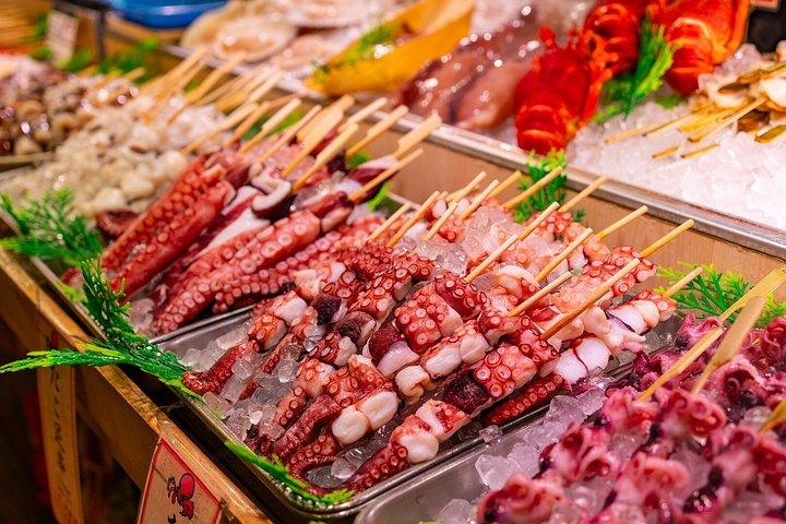 京都：地元ガイドと巡る錦市場と隠れた名所
