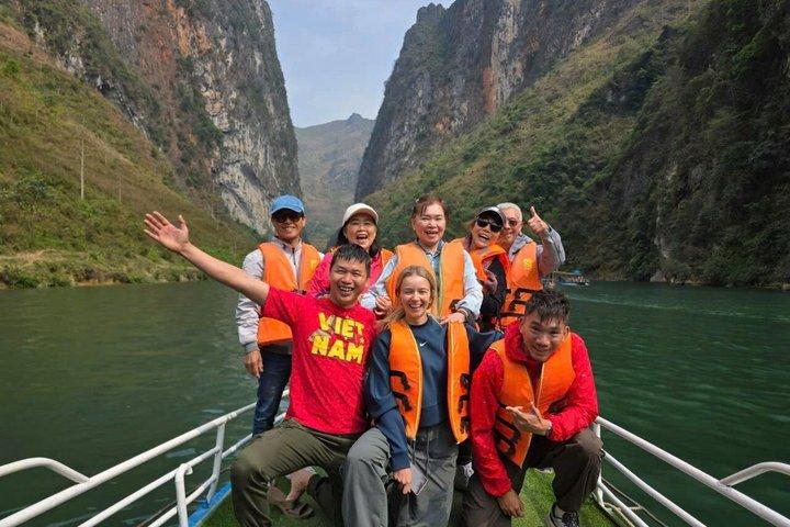 Ha Giang Loop 3D3N med Easy Rider - lille gruppe