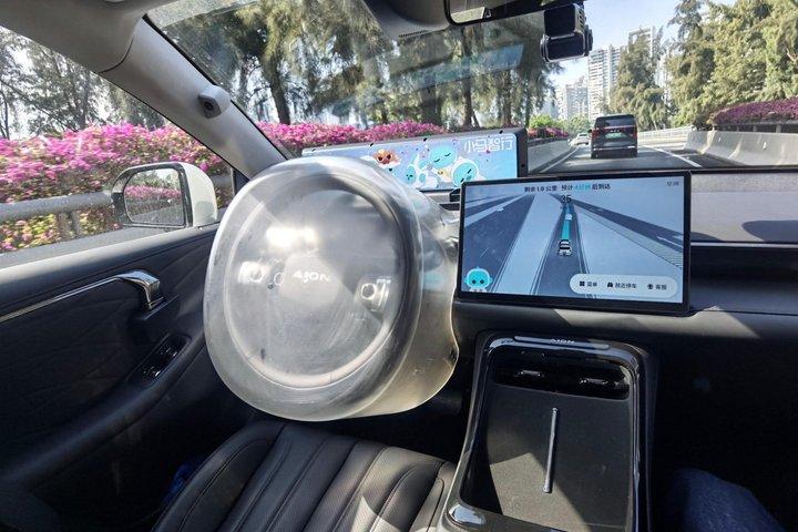Shenzhen Future Tech Tour : Robotaxis, Drones, Impression 3D et plus encore