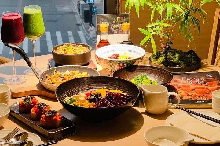 マインドフルウェルネスデー：気功、茶道＆スパマッサージ