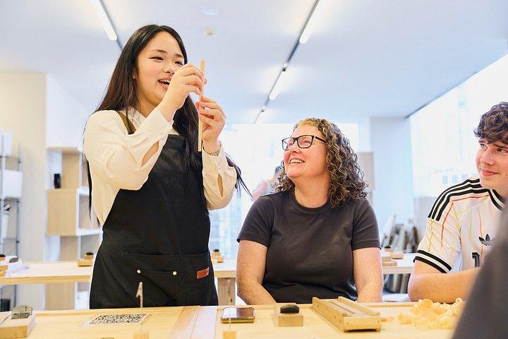 東京新宿：プレミアムオールインクルーシブ 箸作りワークショップ
