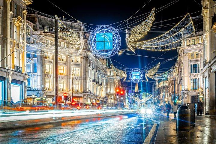ロンドン・クリスマス・ライツ・ツアー（往復テムズ川遊覧付き）