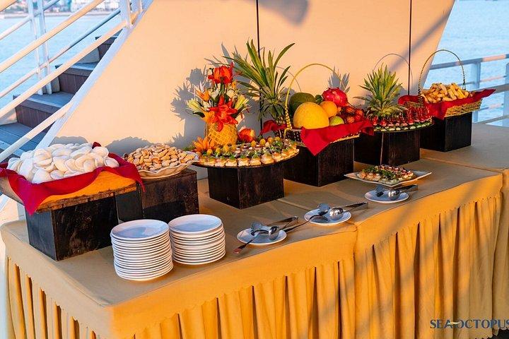 ハノイ発シータコクルーズハロン湾日帰りツアー