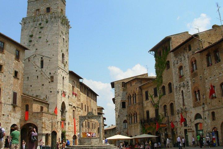 Livorno Shore Excursion - Siena & San Gimignano com degustação de vinhos