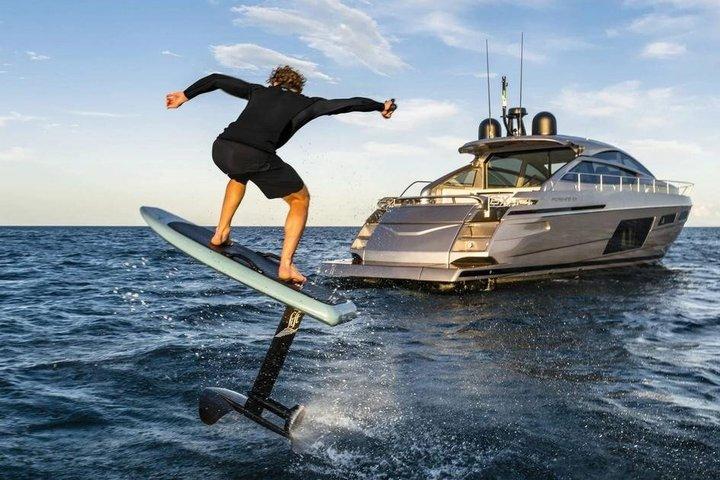 1 Hour eFoil Lesson in Mallorca