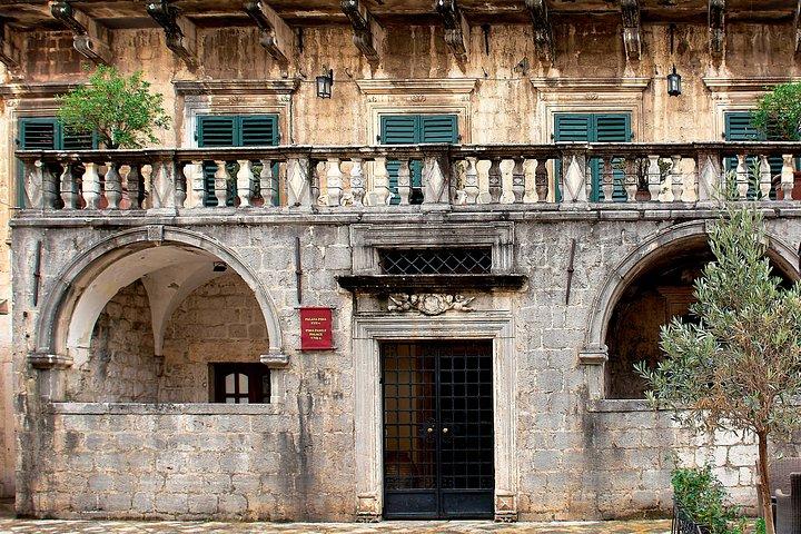 Kotor Walking Tour with Audio Guide on Your Smartphone