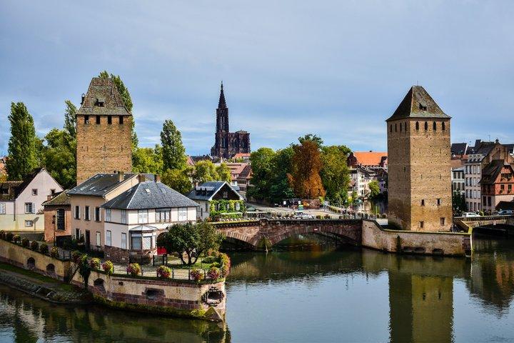 Strasbourg självguidad stadsvandringstur och skattjakt